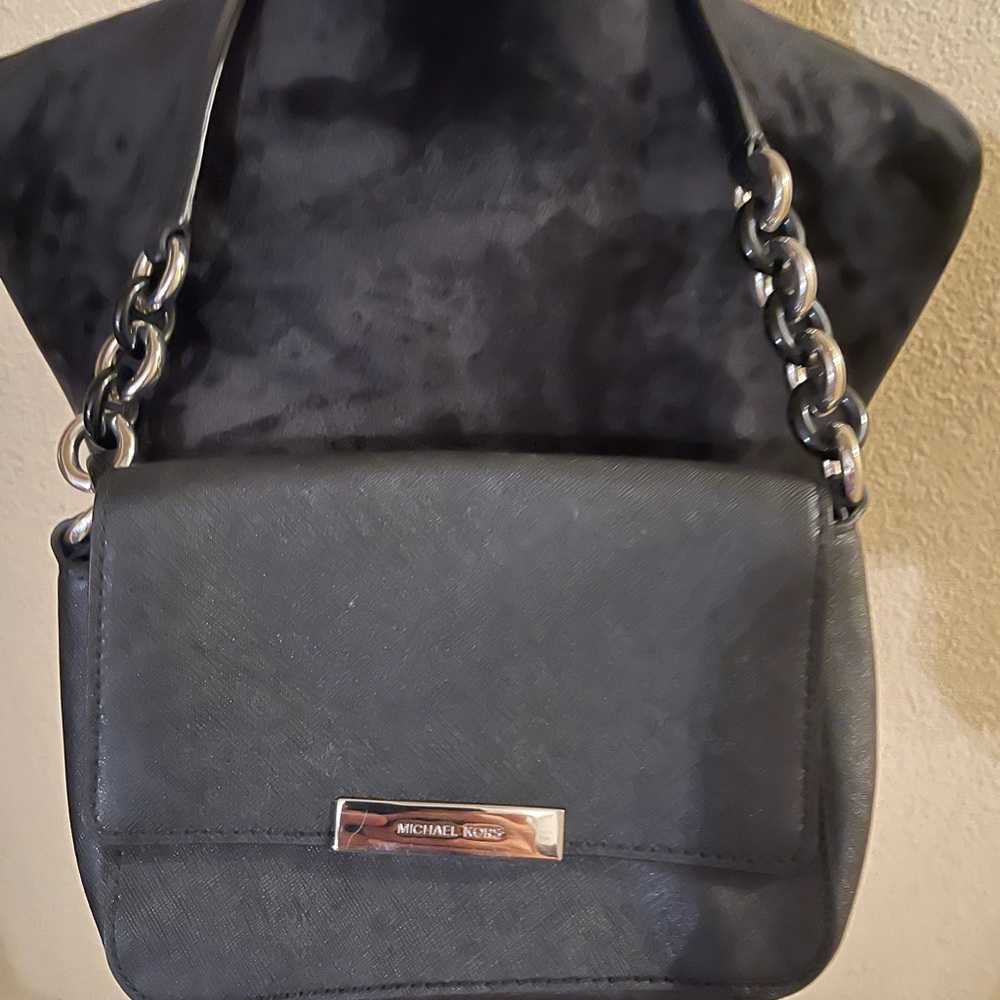 Michael Kors Black Chain Shoulder Bag